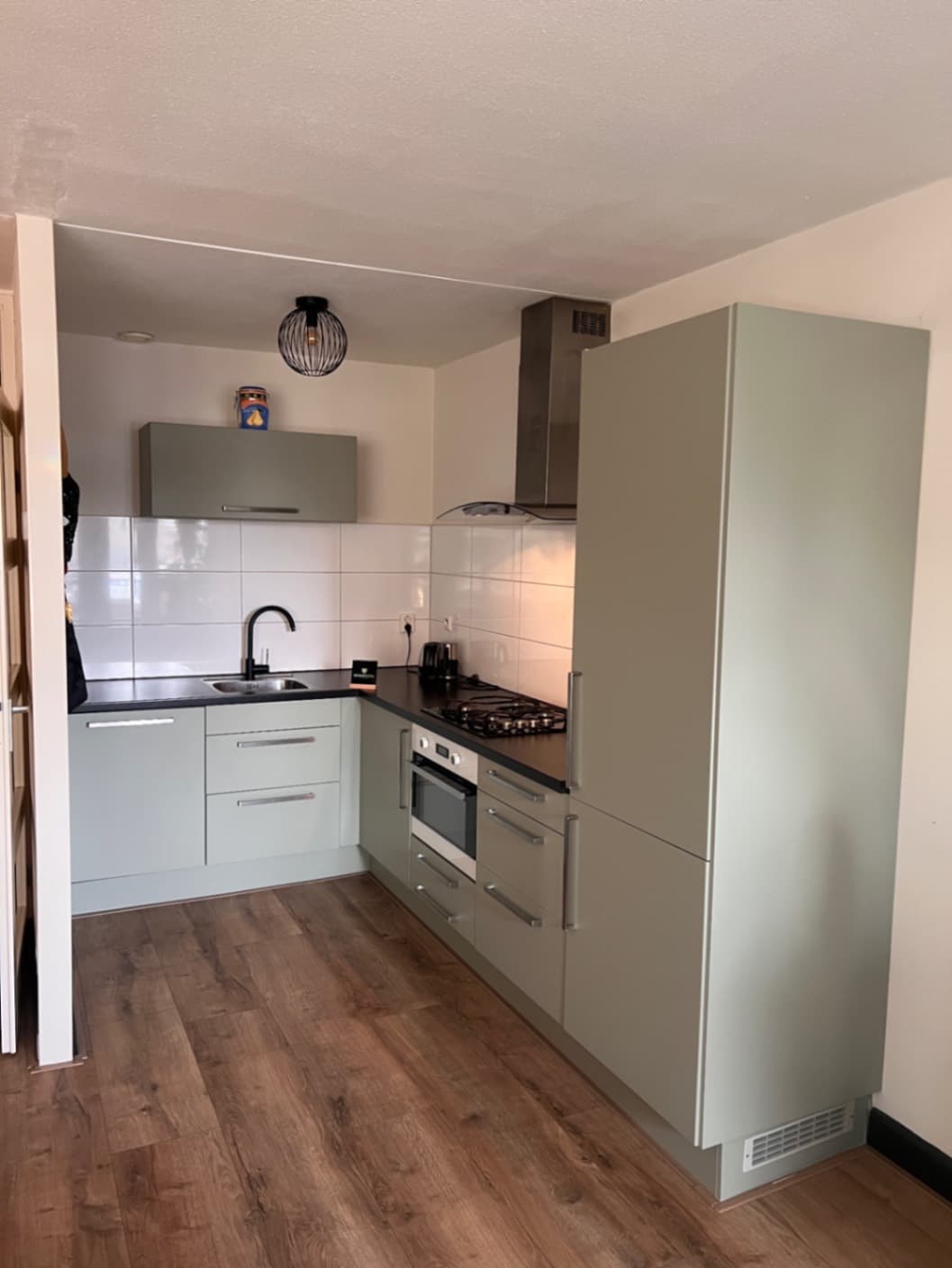 Na – RM30 Pastel Olijf Groen